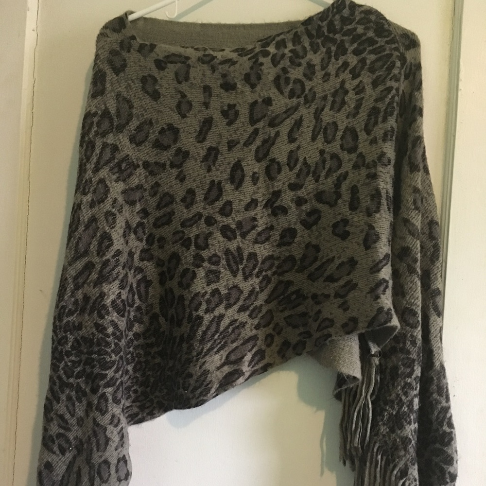 Grey Animal Print Shawl